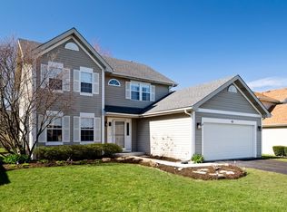 66 Forestview Ln, Aurora, IL 60502