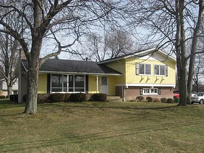 2923 Shellhart Rd photo 1