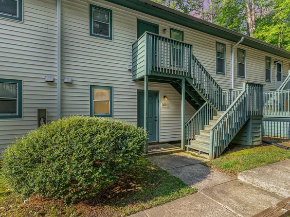 205 Ashley Forest Rd #D, Chapel Hill, NC 27514