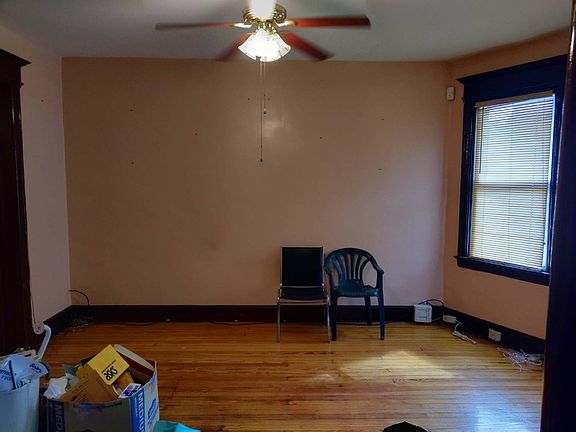 3rd image of 193 Corson Ave