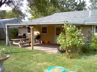 2413 Hobbs Dr, Manhattan, KS 66502