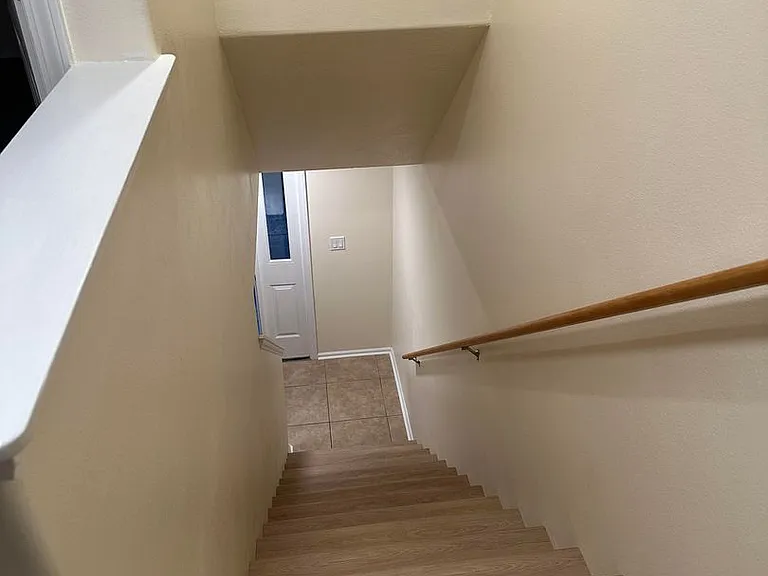 1612 Fetters Loop — Photo 29