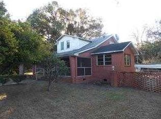 13348 SE Sunset Harbor Rd, Weirsdale, FL 32195