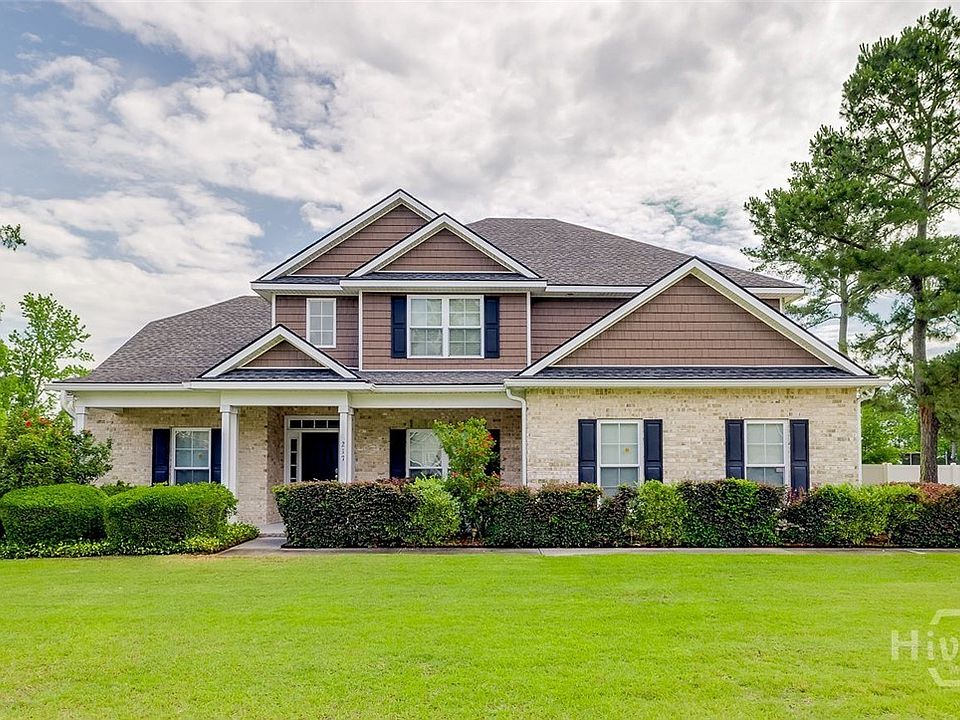 1st image of 217 Blandford Way