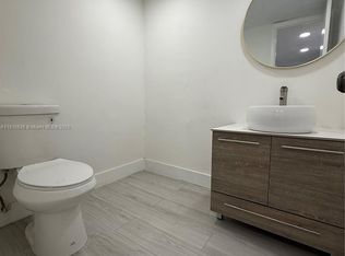 10400 SW 108th Ave APT A409, Miami, FL 33176