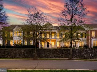 20783 Red Cedar Dr, Leesburg, VA