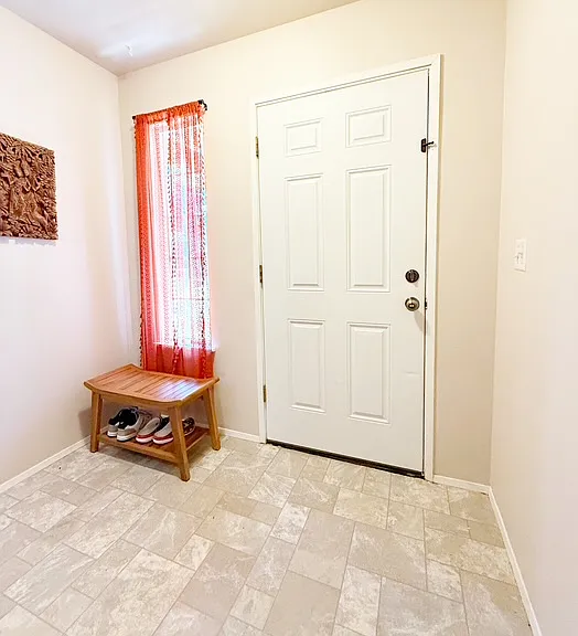 88 NW Lopez Ln — Photo 4