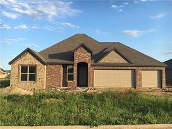 1513 Crestwood Hills Ln