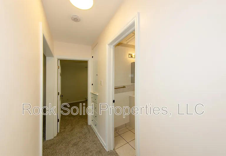 1301 E 23rd St #1 — Photo 16