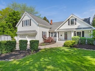 9 Garabrant St, Mendham, NJ 07945