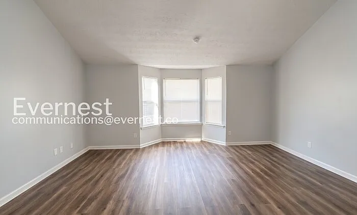 2410 Lafortune Dr — Photo 11