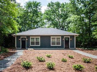 113 Barclay Rd #A, Chapel Hill, NC 27516