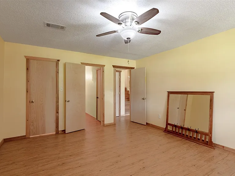 86 Oak Hill Dr — Photo 12