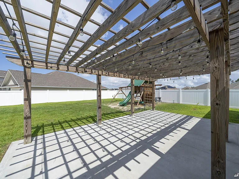 138 Ryder Ln — Photo 11