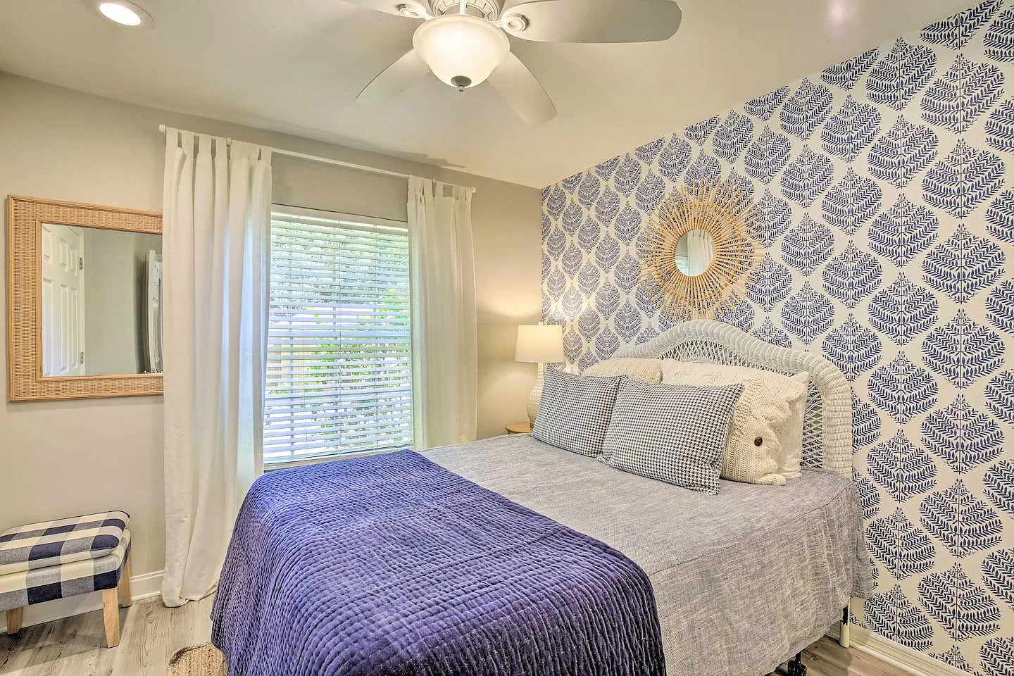 4 bed, $4,200 — Photo 4