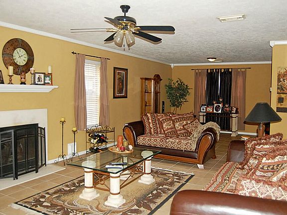 Spacious open living and dining areas.