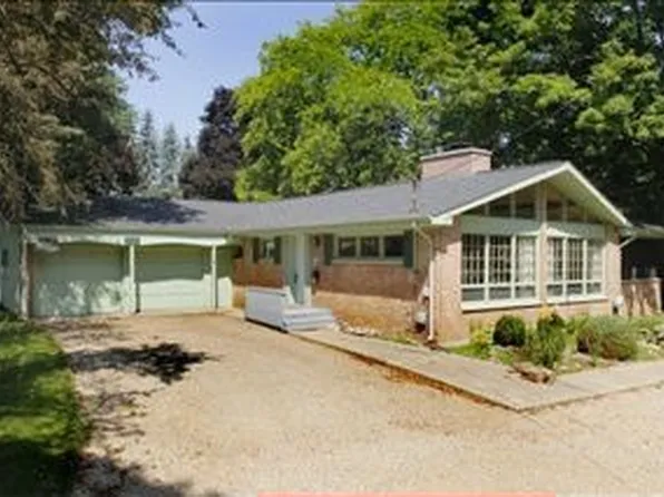 1435 Richland Ave, Kalamazoo, MI 49006