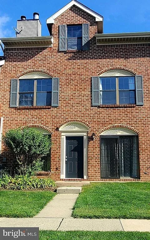 3 bed, 2.5 bath, 1437 sqft, $2,800 — Photo 4
