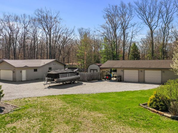 134 Heritage Way, Roscommon, MI 48653