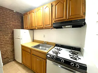Rented by Guidance Realty Corp.
