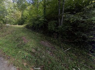 1032 Beckett Branch Rd, Elkview, WV 25071