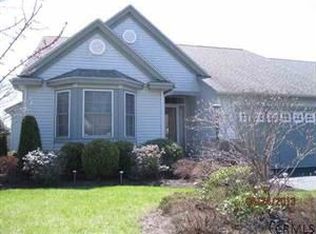6 Dalton Ct, Delmar, NY 12054