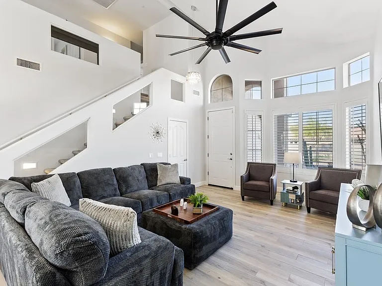 10353 E Karen Dr — Photo 4