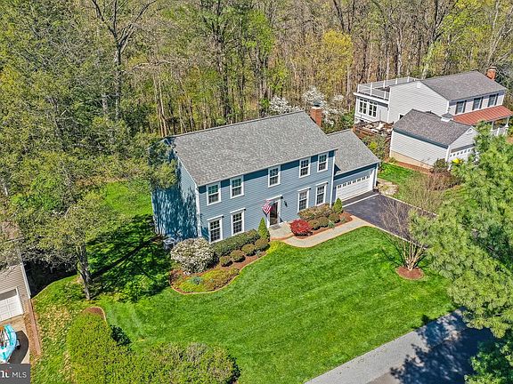 5th image of 10908 Howland Dr