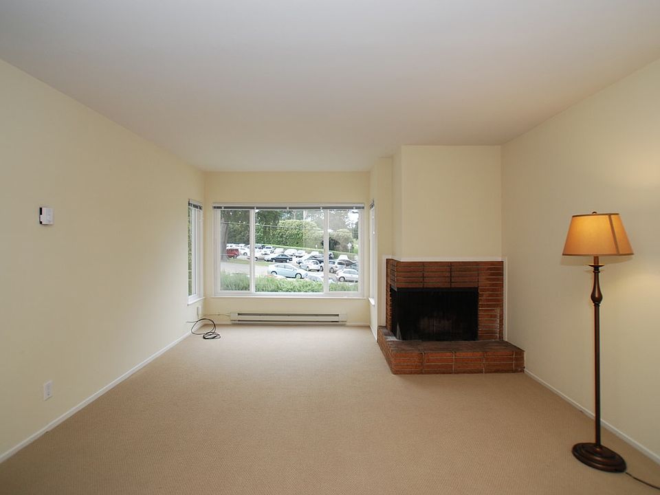 1st image of 3315 Clement St APT 1