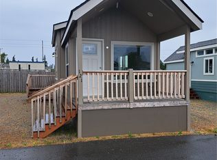 225 NE Ernst St UNIT 121, Oak Harbor, WA 98277