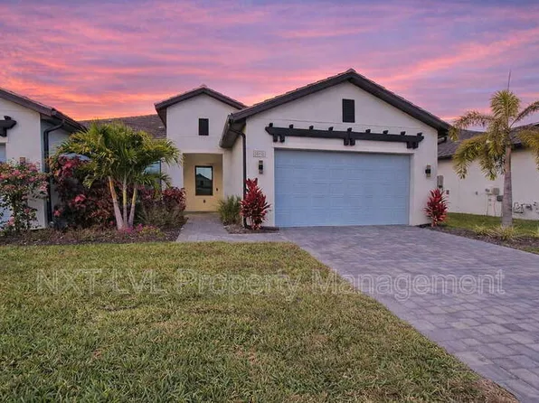 14851 Loggerhead Dr, Naples, FL 34120