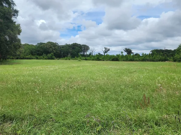 951 County Road 3800, Athens, TX 75752