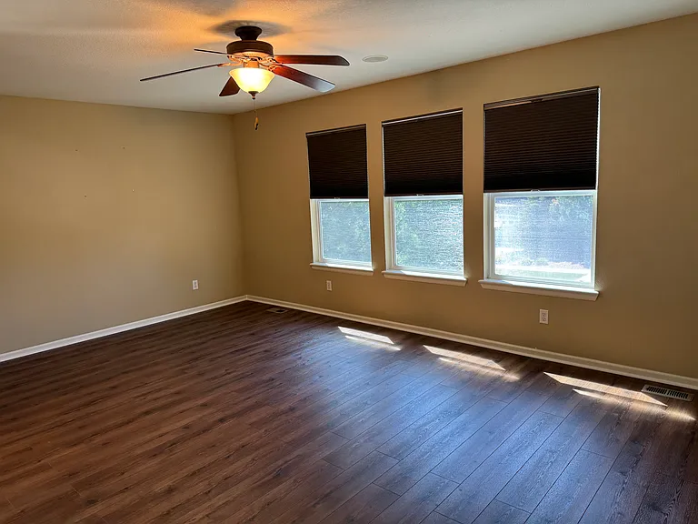 24623 E Hoover Pl — Photo 14