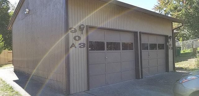 2nd image of 903 Filbert Ct APT A