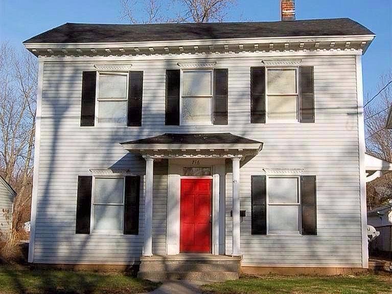1st image of 716 Front St