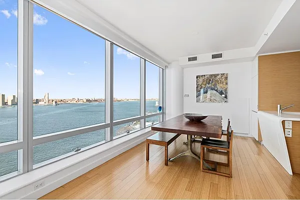 Sold by R New York | media 21