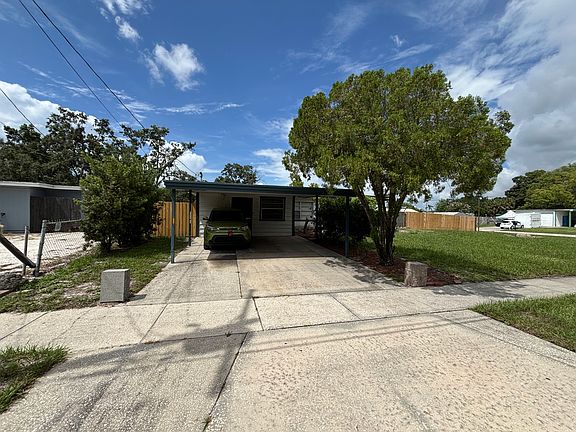 Carport with entry to studio for $1000/month or included in your rent at $800 a month