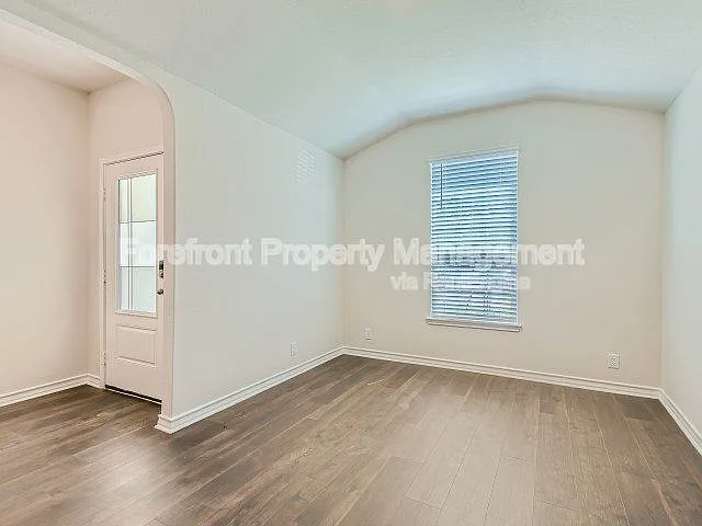 1725 Rocky Rise — Photo 12