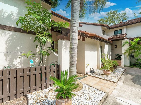 2nd image of 11103 SW 132nd Ct #12-3