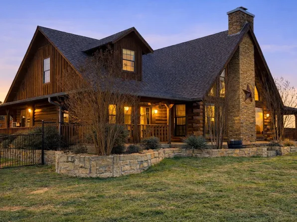 2779 Canyon Wren Loop, Graford, TX 76449