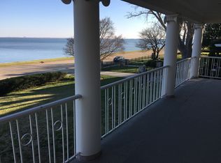 3019 Lawnview Dr, Des Moines, IA 50310