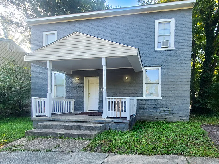 922 Wilcox St — Photo 1