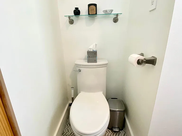 1302 N Meadows Ave — Photo 16
