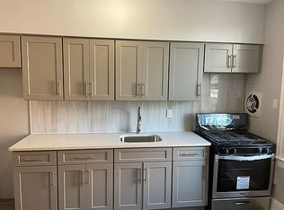 67-21 Fresh Pond Rd #3R, Ridgewood, NY 11385