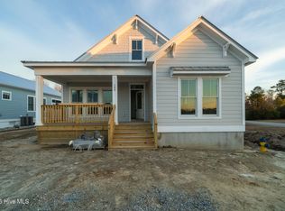 100 New Towne Rd, Swansboro, NC 28584