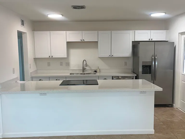 8231 E Clarendon Ave — Photo 2