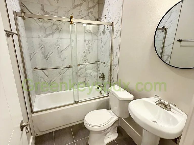 6064 NE 42nd Ave — Photo 22