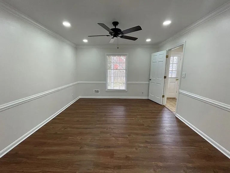 10806 Dartford Pl — Photo 7