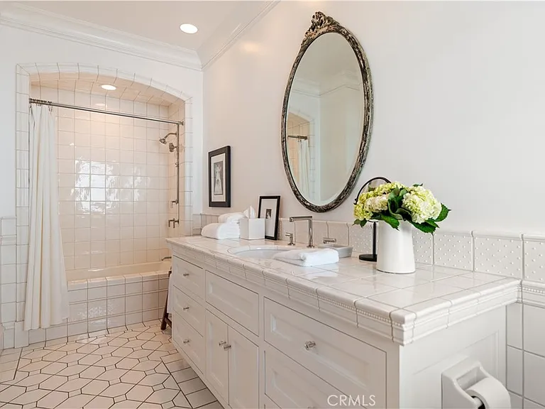2411 Bayshore Dr — Photo 22