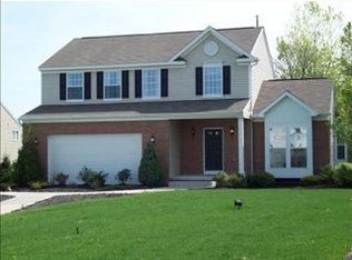 102 Naymik Dr, Chittenango, NY 13037